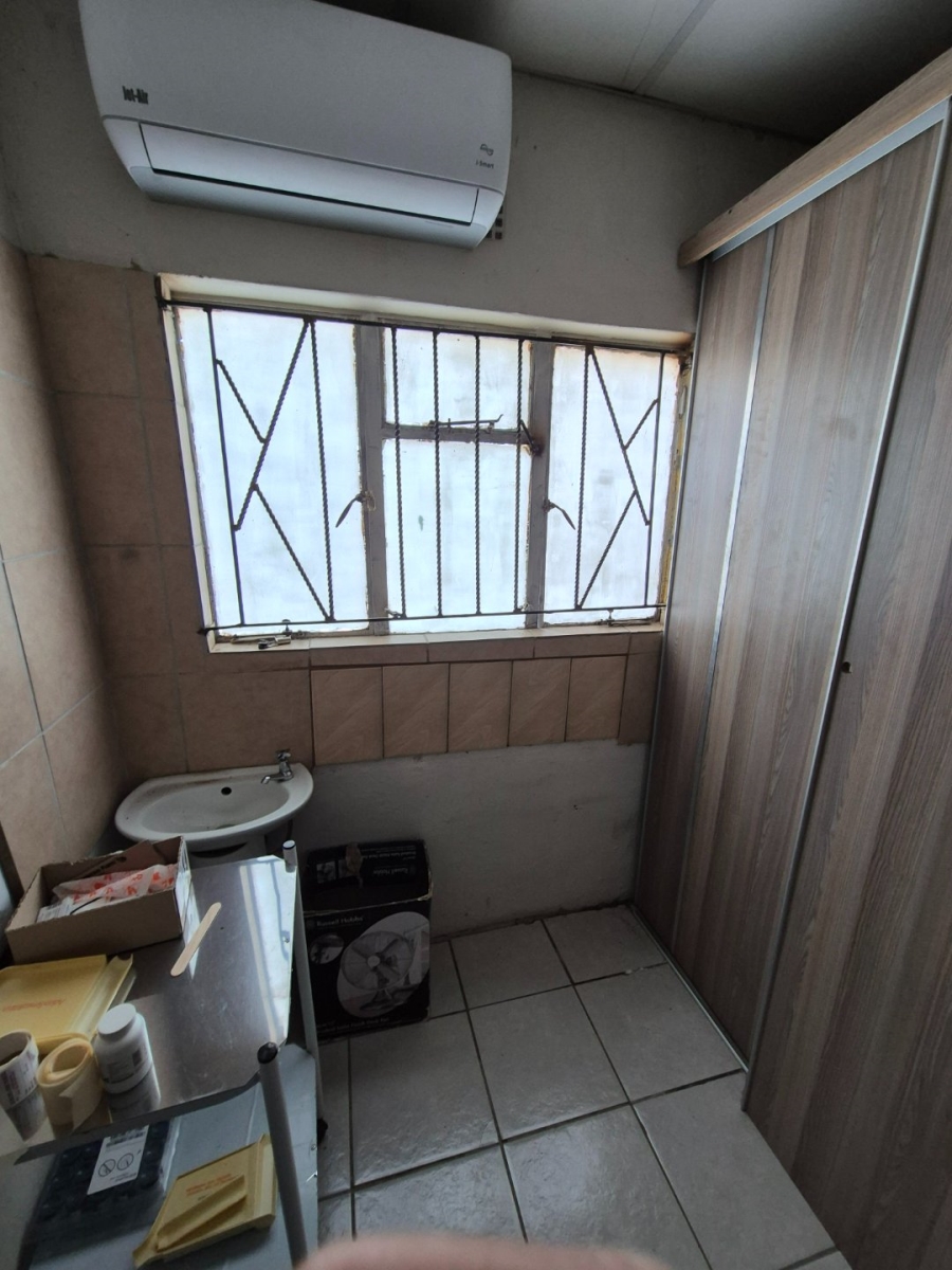 To Let commercial Property for Rent in Kagisanong Free State